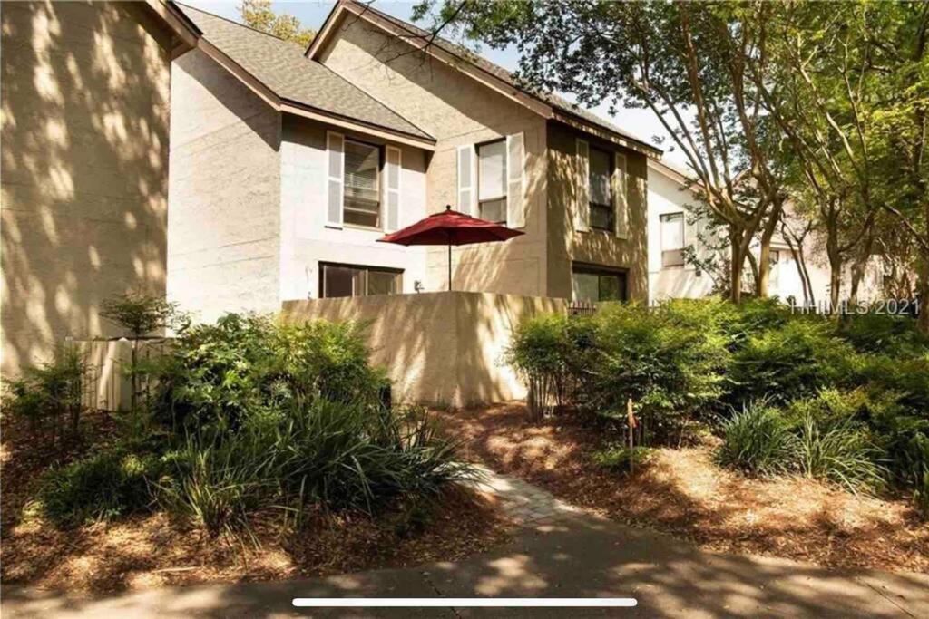 In The Heart Of Harbour Town 2Br 2Ba Pool Access Close To Beach Hilton Head Island Eksteriør billede